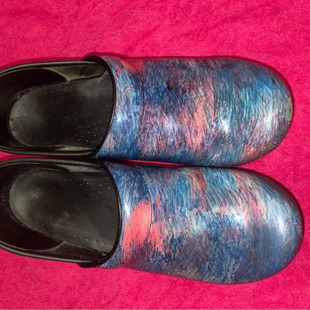 Dansko clogs red/blue/purple